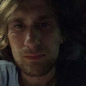 Meet your Posher, Avery